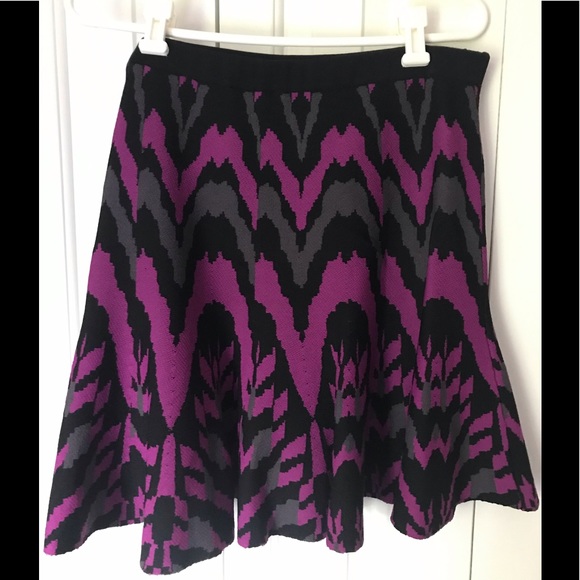 torrid Dresses & Skirts - Torrid Women’s Flare Skirt Black Purple Print Sz 0